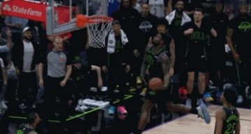 开云体育指数-必须50分！米西飞天大帽 锡安反击面对空篮抡圆了大风车暴扣